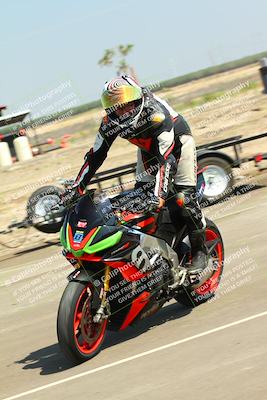 media/Sep-20-2025-TrackDaz (Sat) [[27f0cde673]]/Around the Pits/